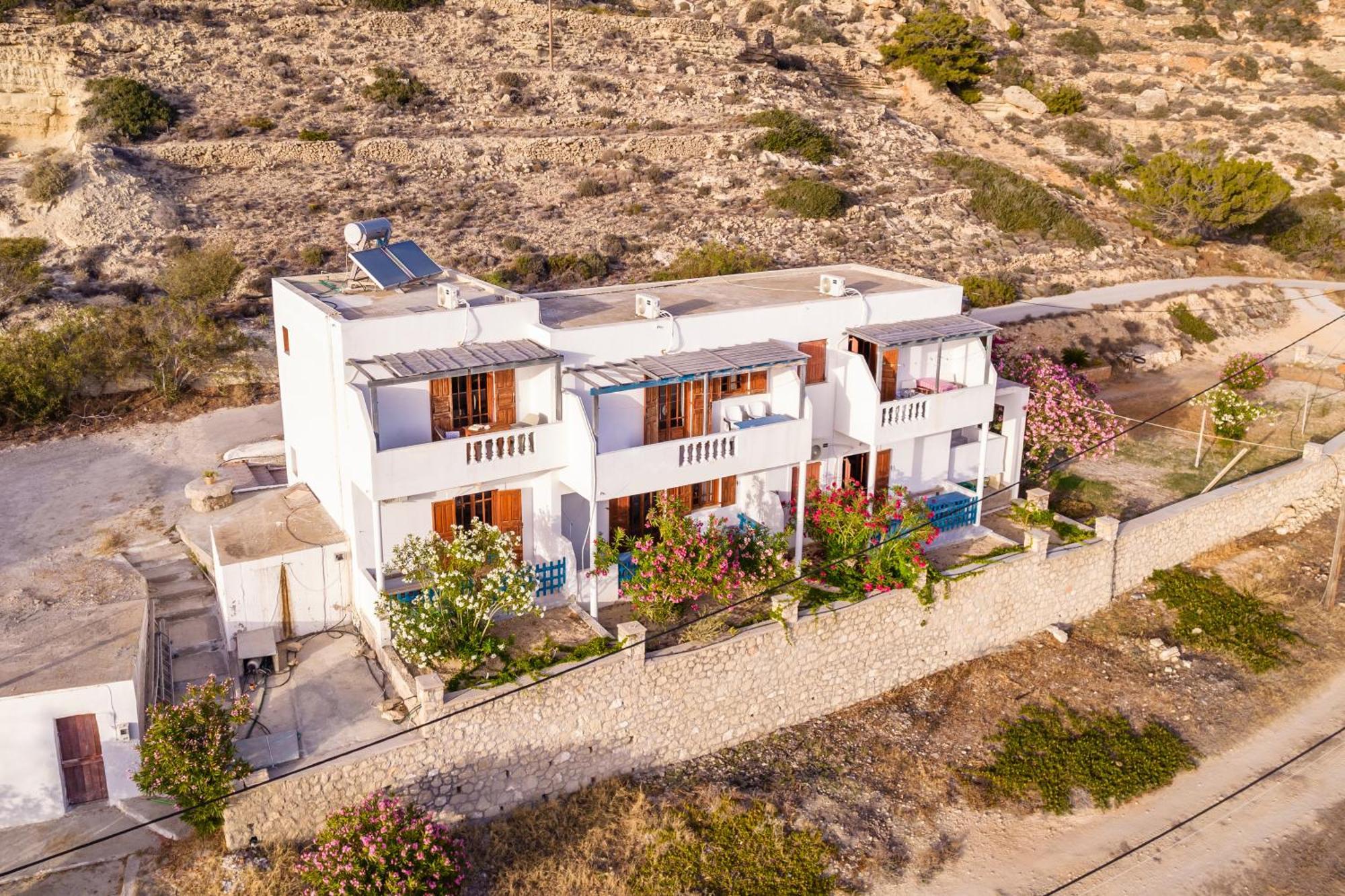 Hotel Sun Week à Lefkos  Extérieur photo